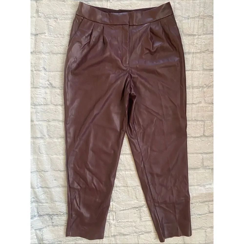 Express women 10R pleated lined vegan leather pants burgundy brand new